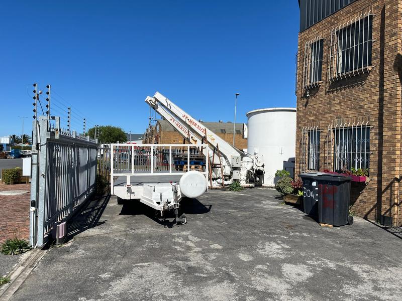 To Let Commercial Property for Rent in Montague Gardens Western Cape